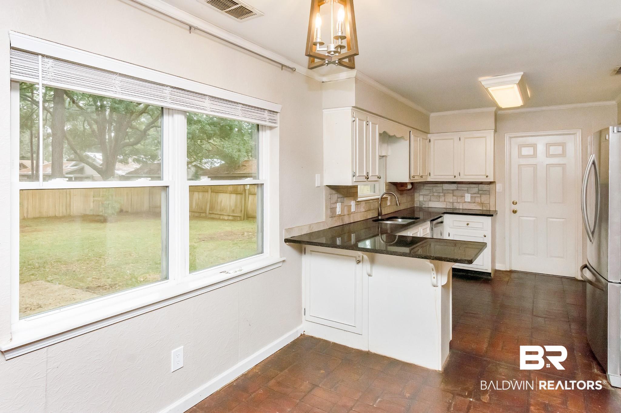 118 Windsor Court Daphne, AL 36526 - Photo 12 of 33