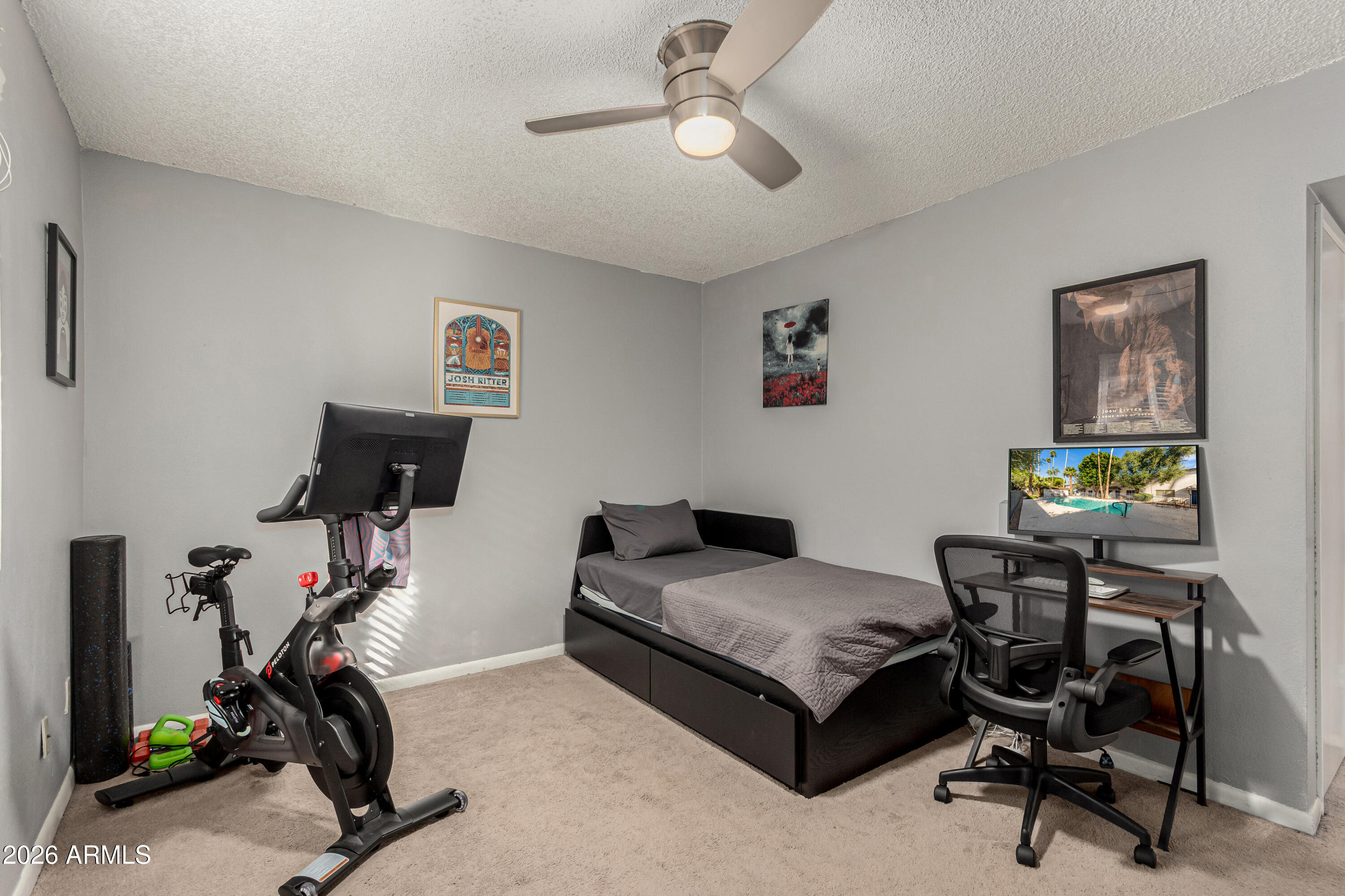 1531 West Colter Street, Unit 1 Phoenix, AZ 85015 - Photo 20 of 32 a bedroom with a workspace