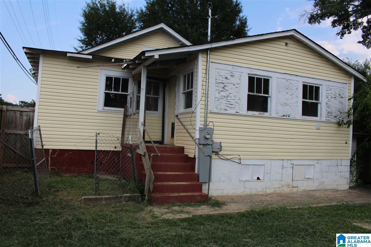 712 Goodwin Avenue Anniston, AL 36207 - Photo 3 of 12