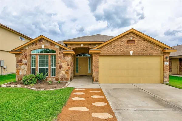 $1,795 | 137 Langtry Lane, Jarrell, TX 76537