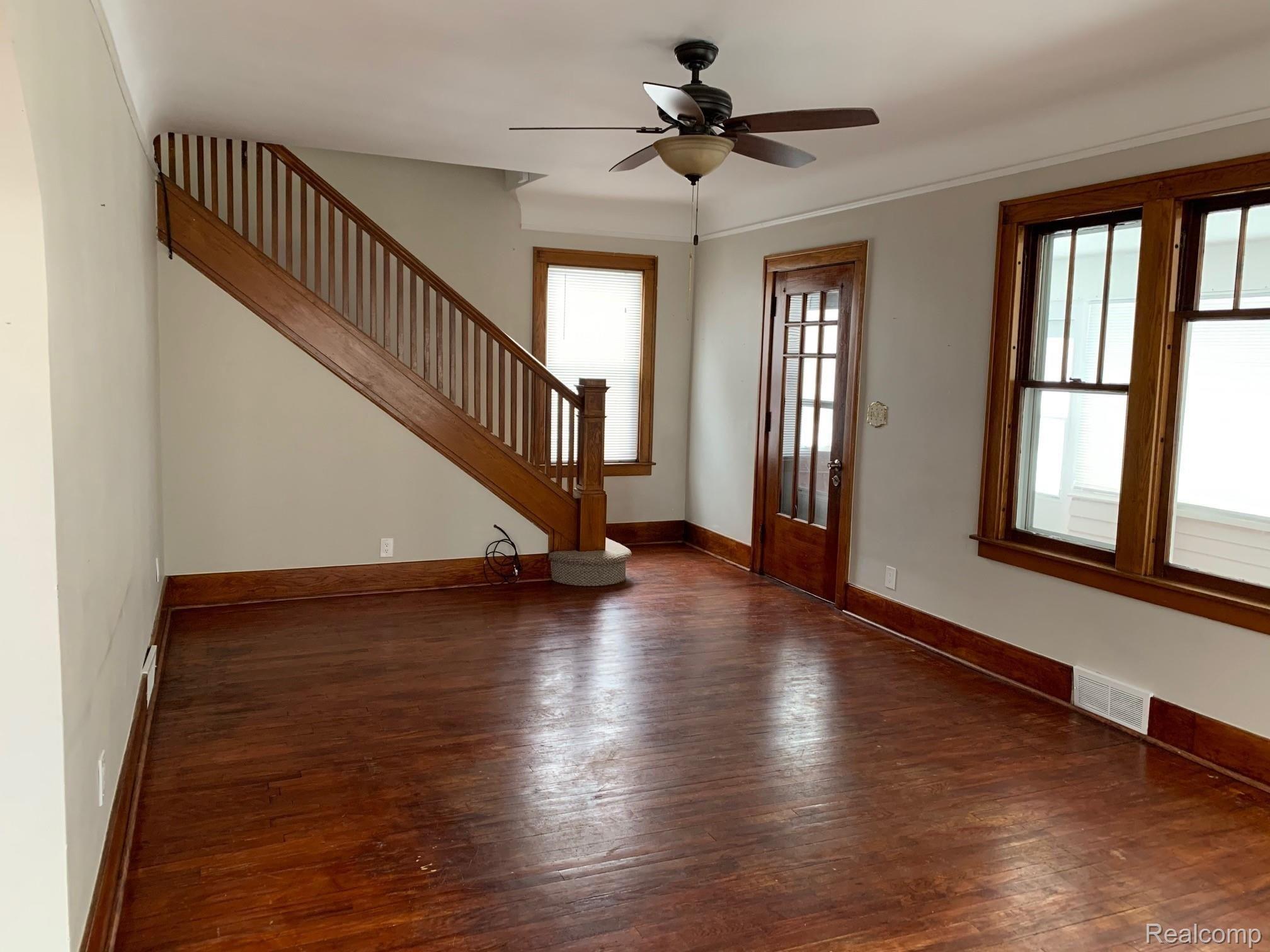 2175 Auburn Road Rochester, MI 48309 - Photo 17 of 33 IMG_0842.jpg