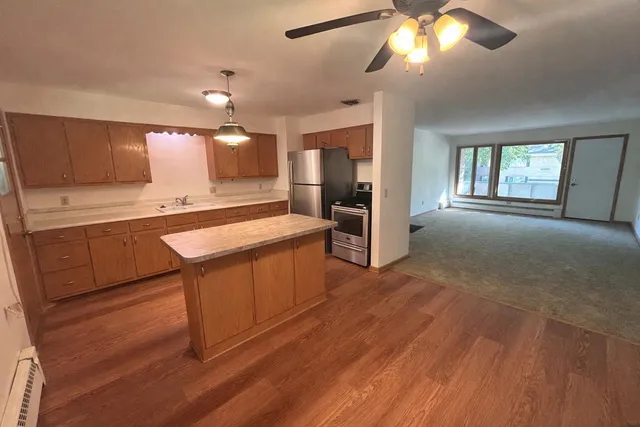 $1,400 | 2414 Fremont Avenue, Madison, WI 53704