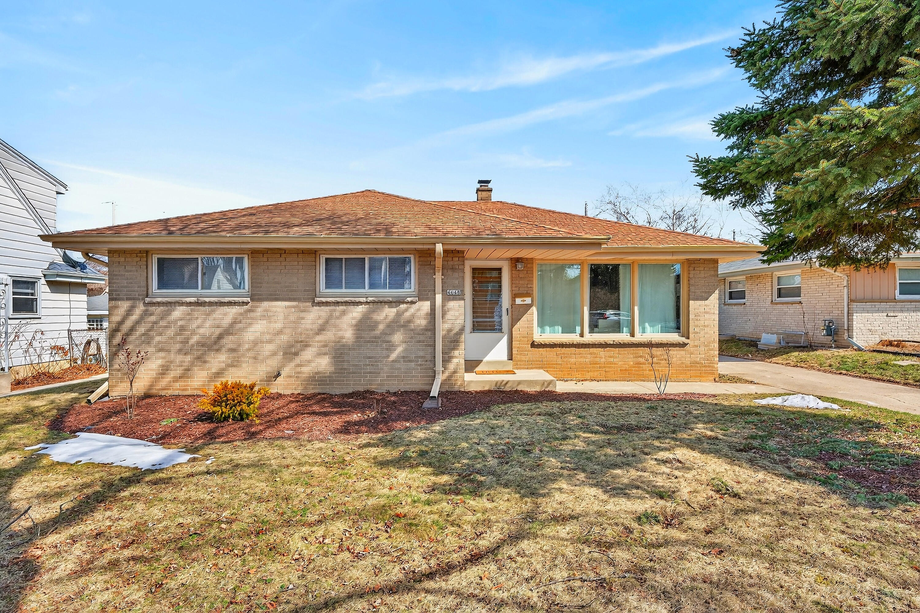4648 South 14th Street Milwaukee, WI 53221 - Photo 28 of 30 Front of Home