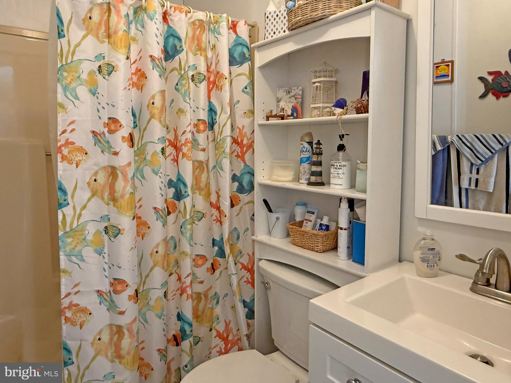 35653 Highlands Way, Unit 182 Rehoboth Beach, DE 19971 - Photo 27 of 33 Second Full Bath with a Tub/Shower