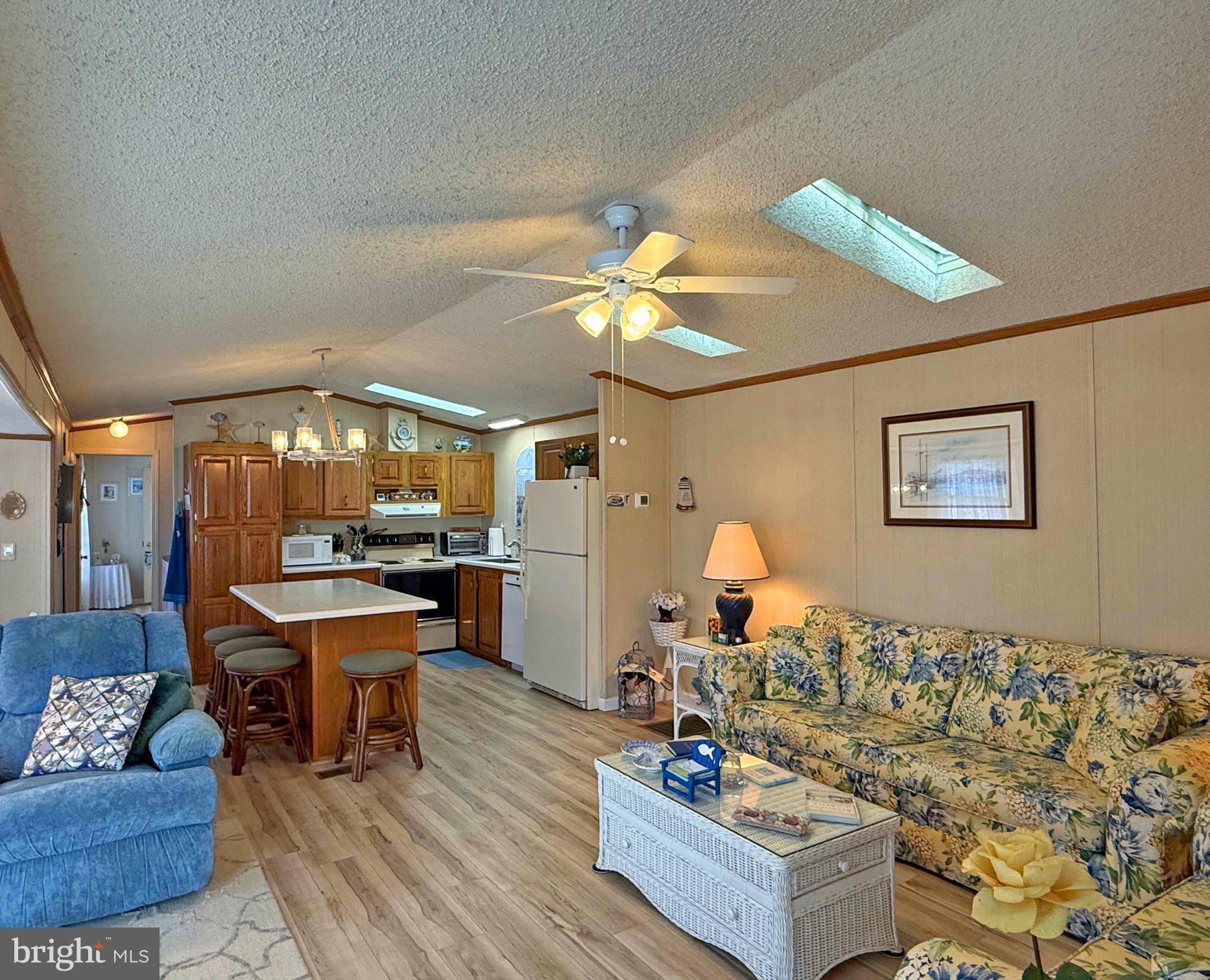 35653 Highlands Way, Unit 182 Rehoboth Beach, DE 19971 - Photo 4 of 33 Skylights