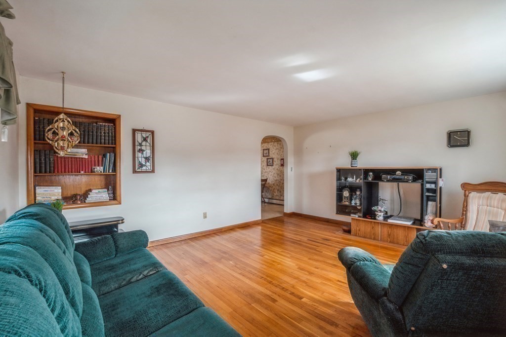 24 Westwood Road Webster, MA 01570 - Photo 13 of 40 Gallery Image 13