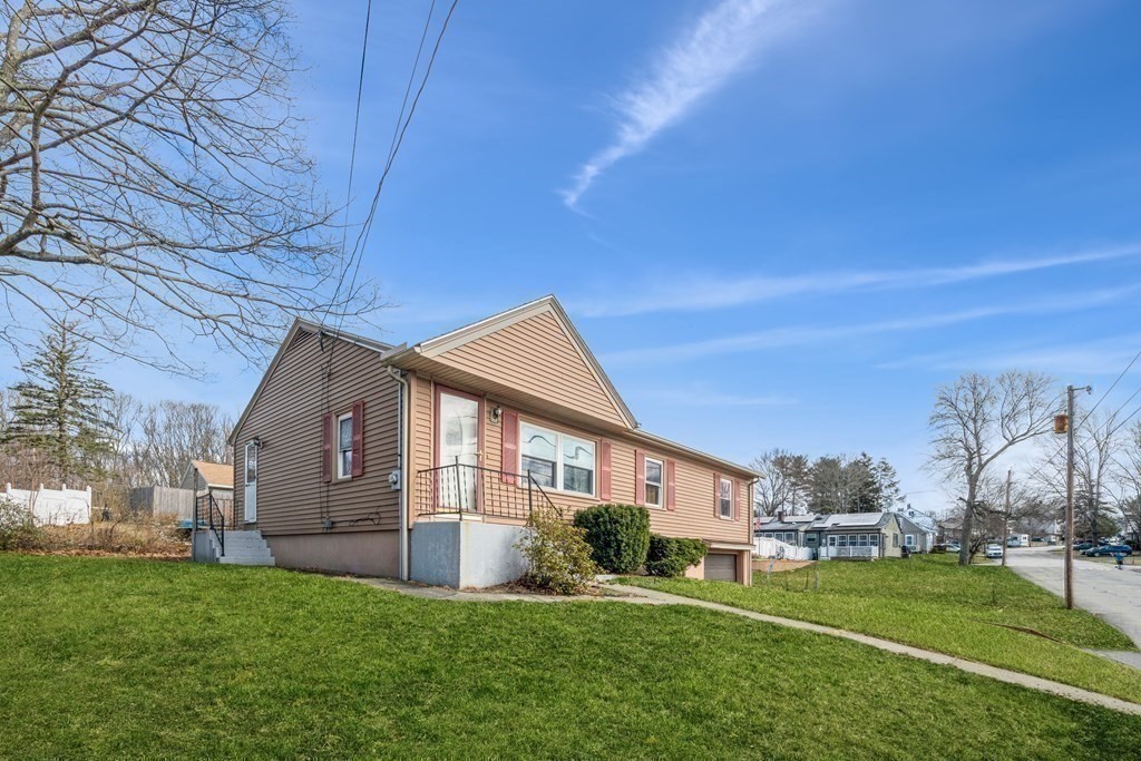 24 Westwood Road Webster, MA 01570 - Photo 36 of 40 Gallery Image 36