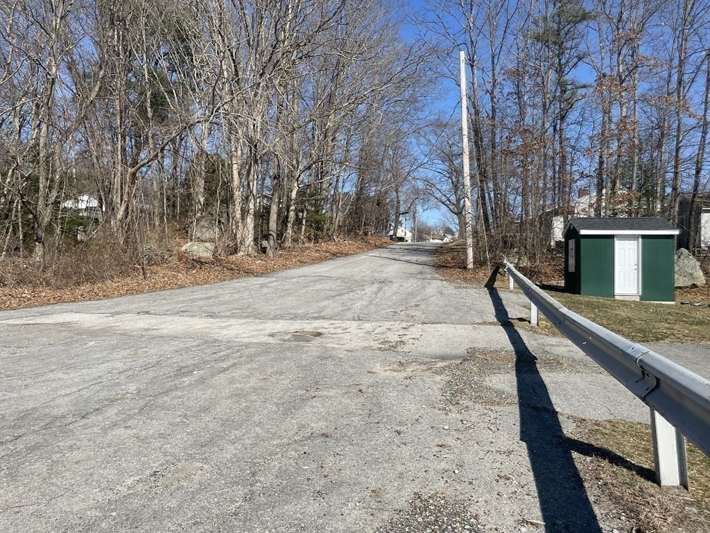 24 Westwood Road Webster, MA 01570 - Photo 39 of 40 Gallery Image 39