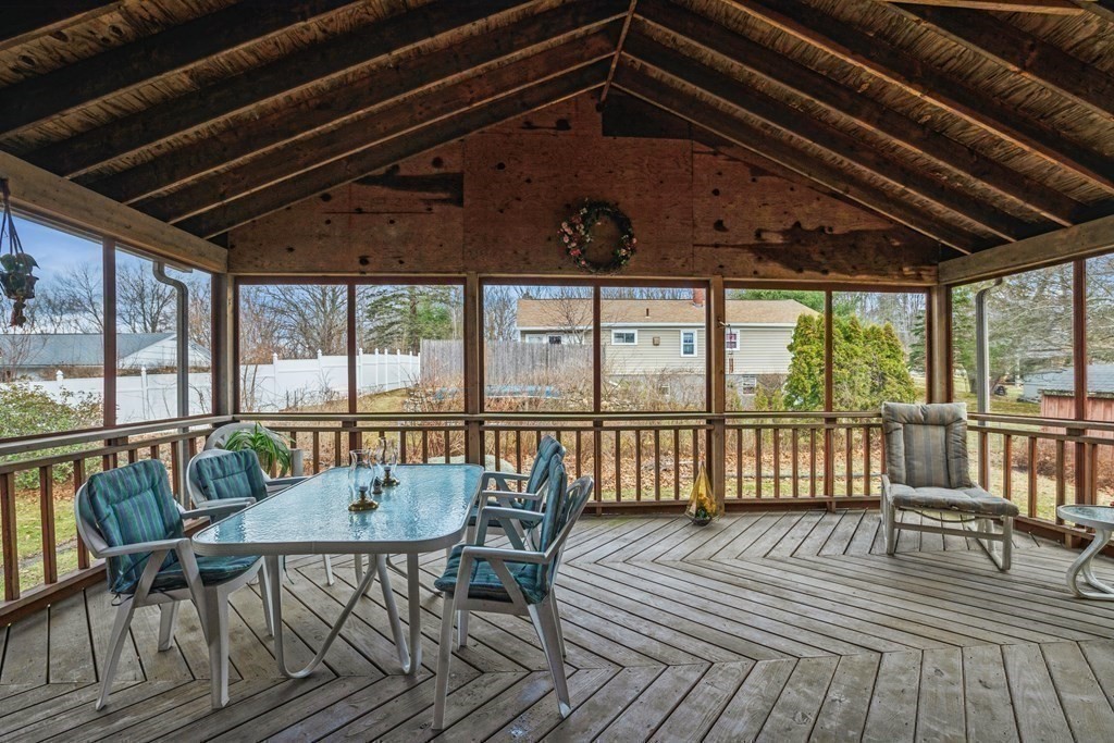 24 Westwood Road Webster, MA 01570 - Photo 8 of 40 Gallery Image 8