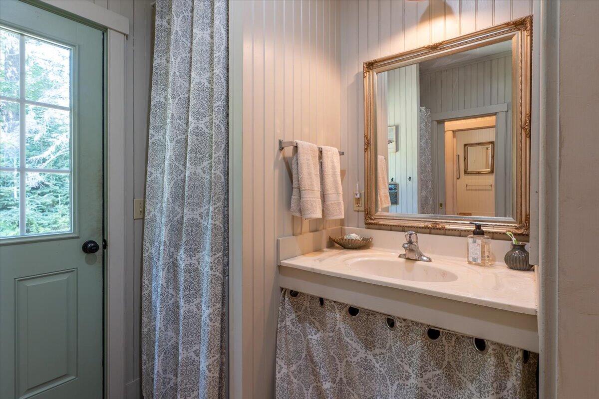 1583 Turtle Head Road Islesboro, ME 04848 - Photo 21 of 72 1583 Turtle Head Road, Islesboro