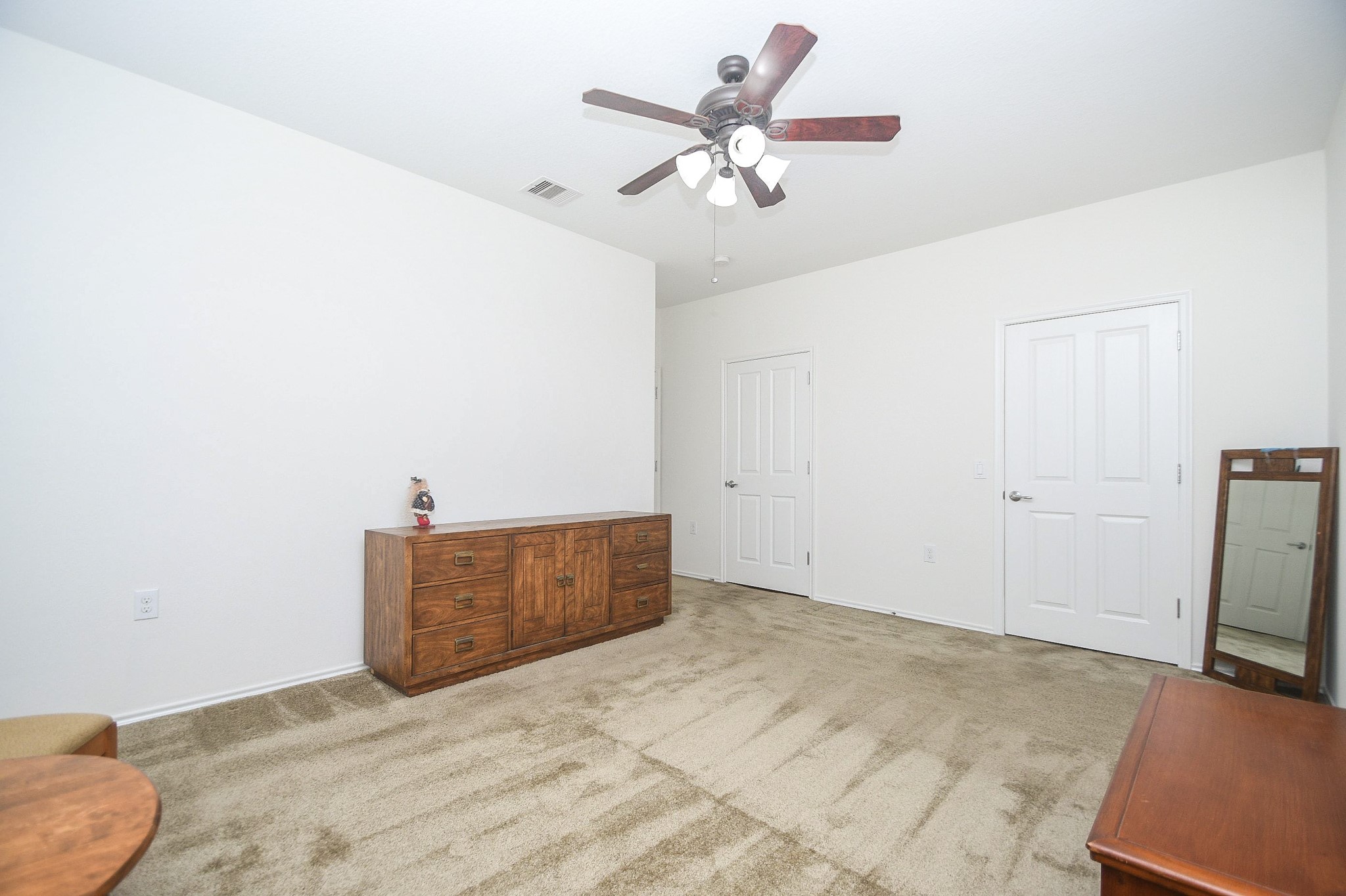 13600 Breton Ridge Street, Unit 36F Houston, TX 77070 - Photo 24 of 38 Peaceful primary retreat with a bright and airy atmosphere.