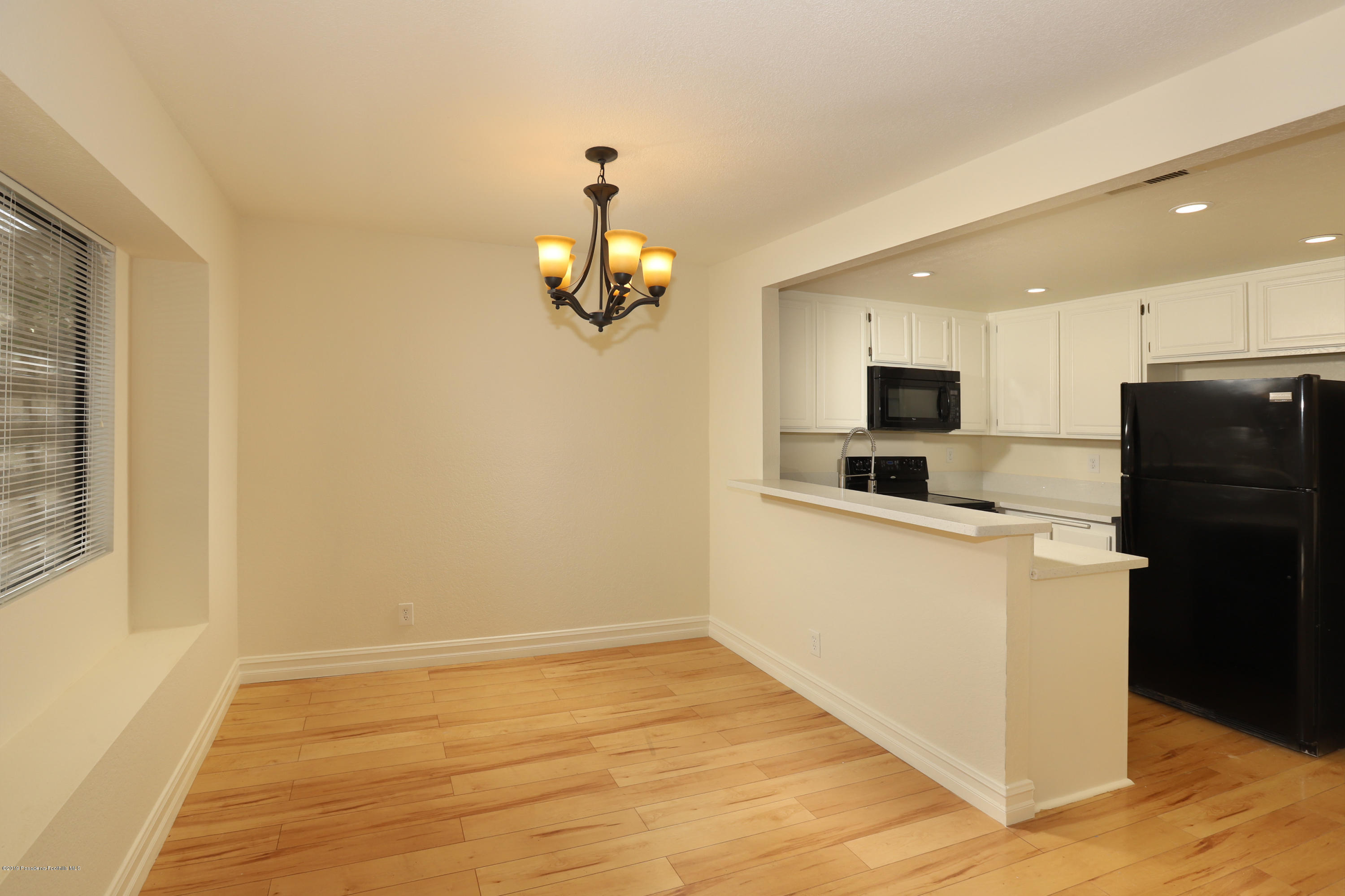 9377 Silverleaf Way Rancho Cucamonga, CA 91701 - Photo 4 of 15 IMG_1819