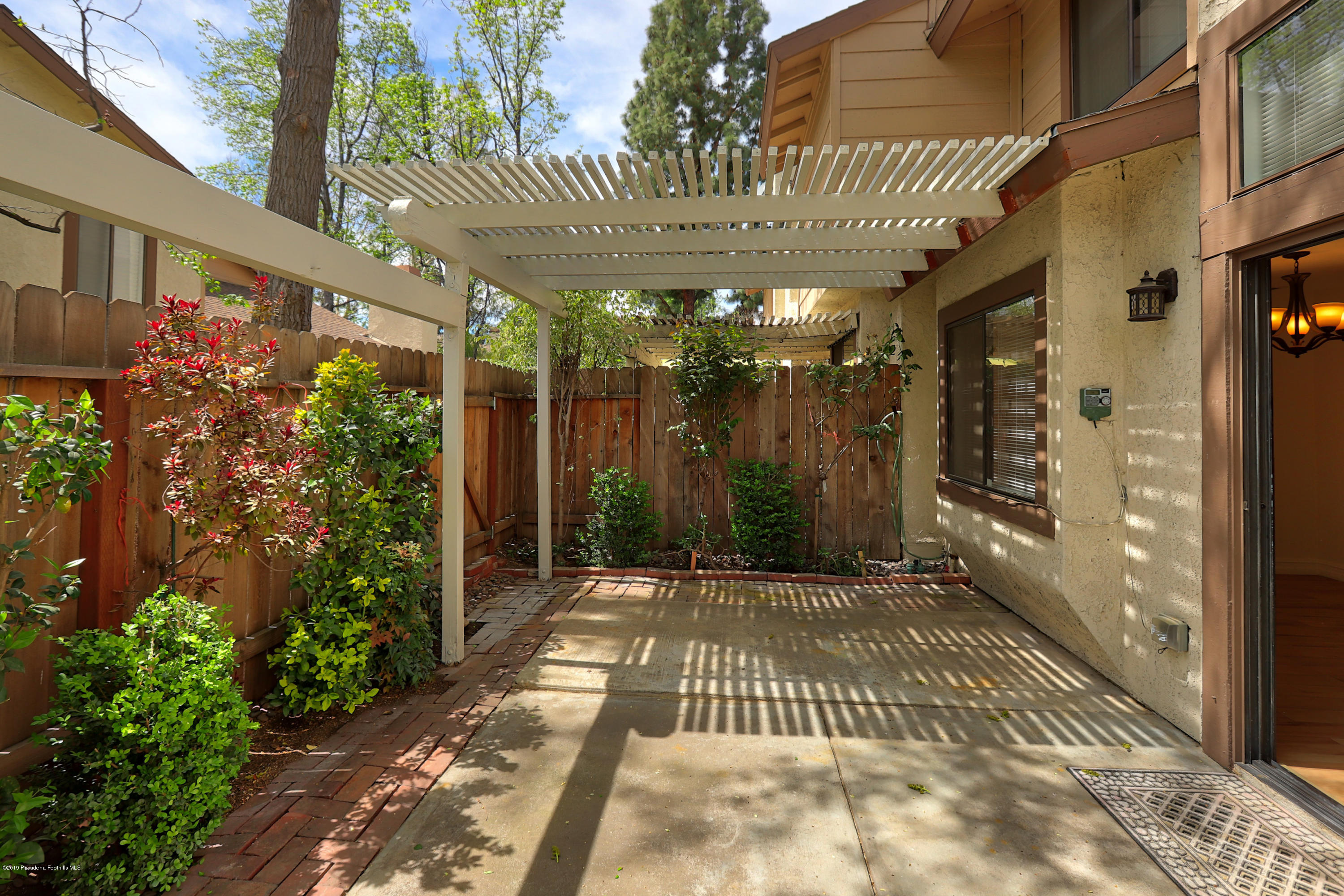 9377 Silverleaf Way Rancho Cucamonga, CA 91701 - Photo 6 of 15 IMG_1909.jpeg