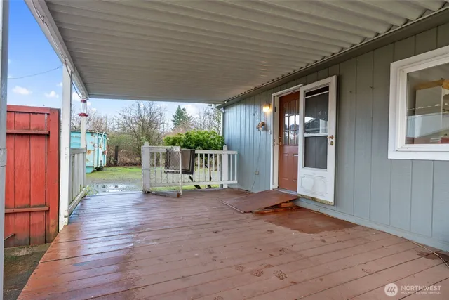 a view of backyard with green space
