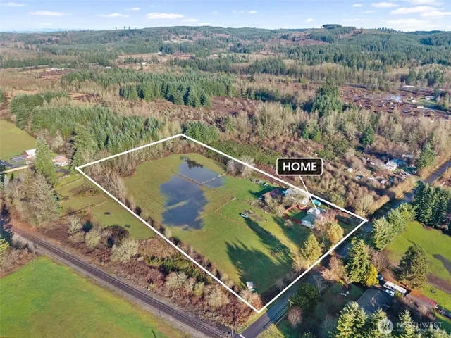 a picture of a black and white photo