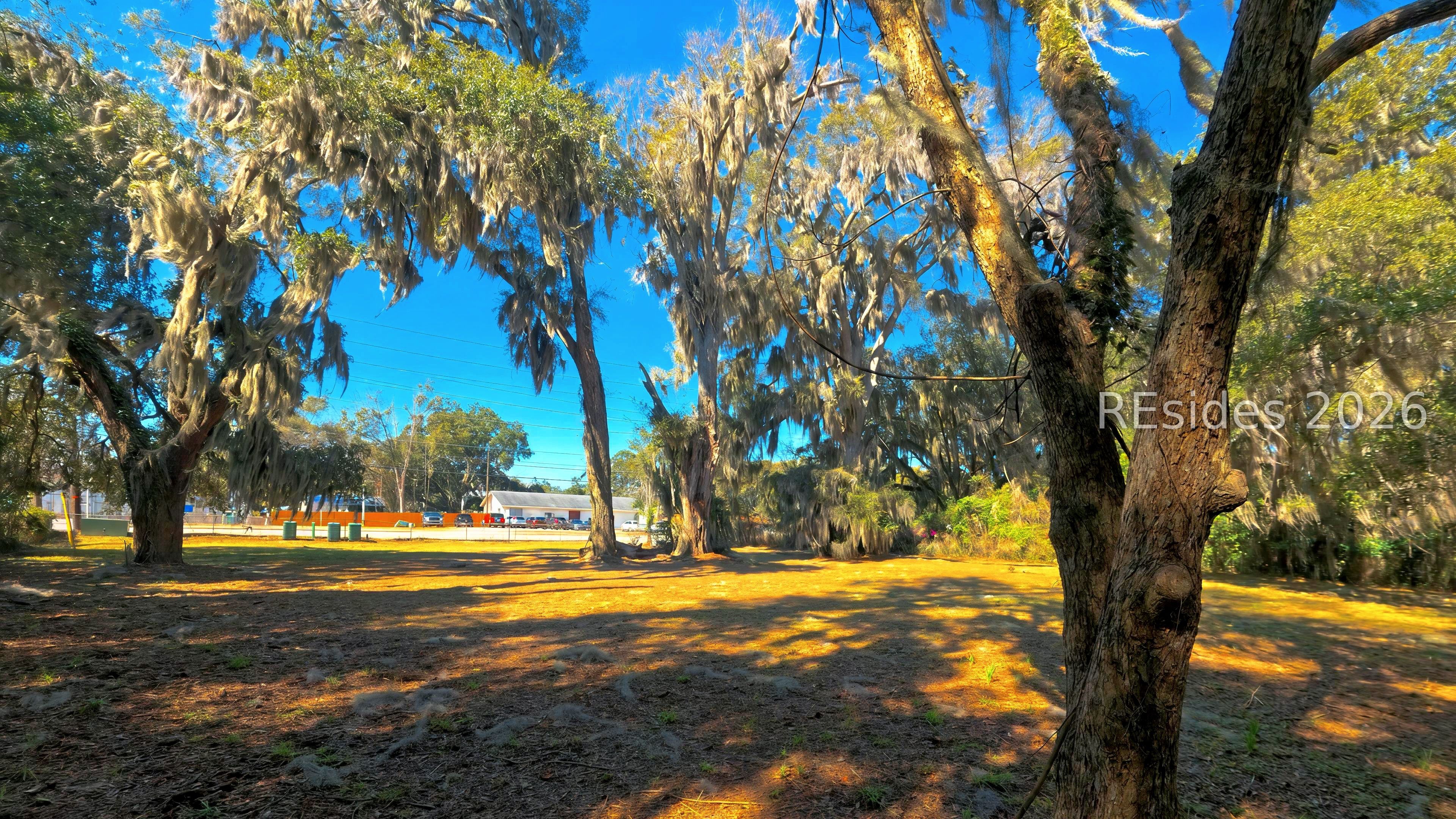 1405 Ribaut Road Port Royal, SC 29935 - Photo 4 of 6