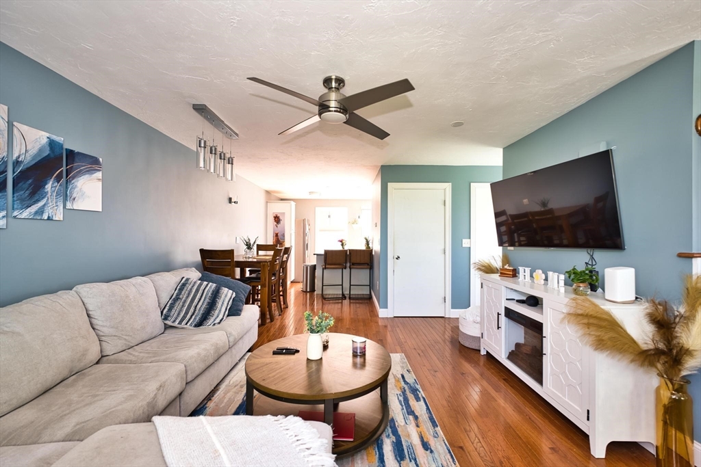 103 Valentine Street, Unit 3 Fall River, MA 02720 - Photo 14 of 41