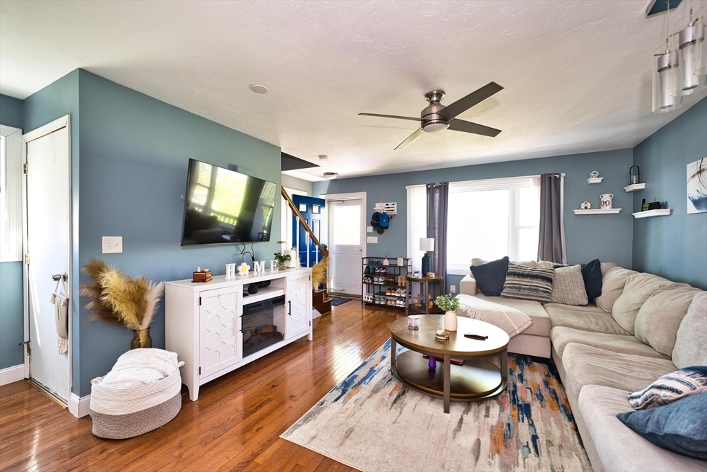 103 Valentine Street, Unit 3 Fall River, MA 02720 - Photo 16 of 41