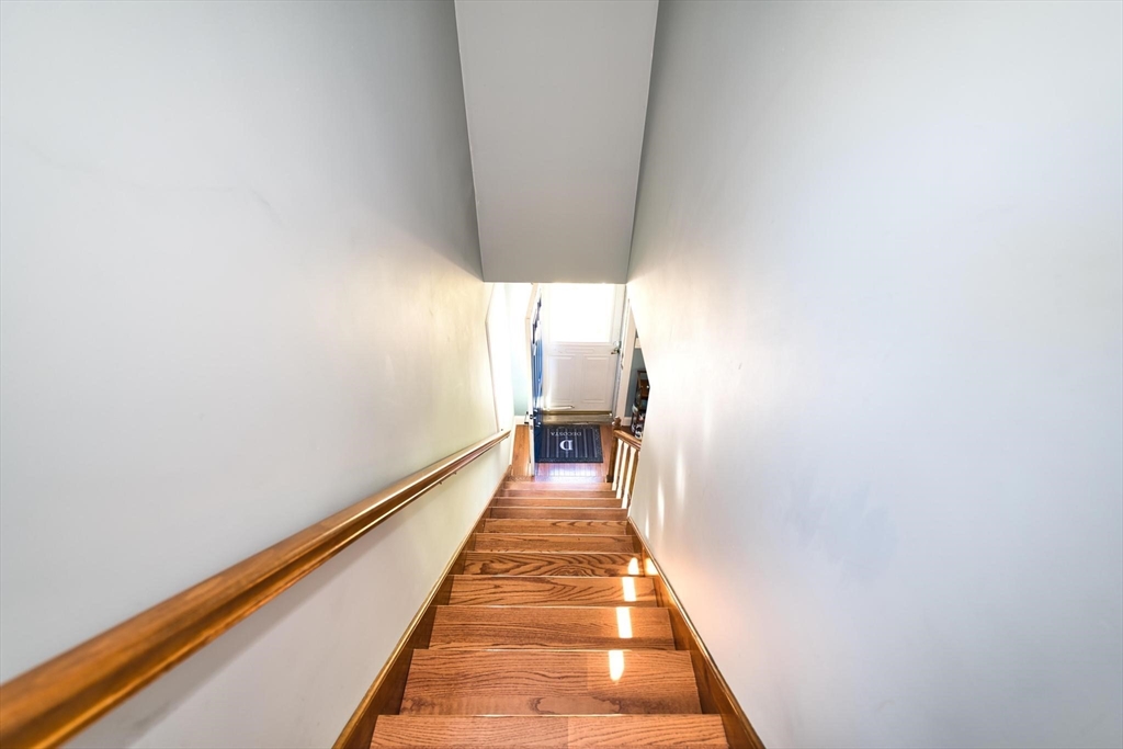 103 Valentine Street, Unit 3 Fall River, MA 02720 - Photo 21 of 41