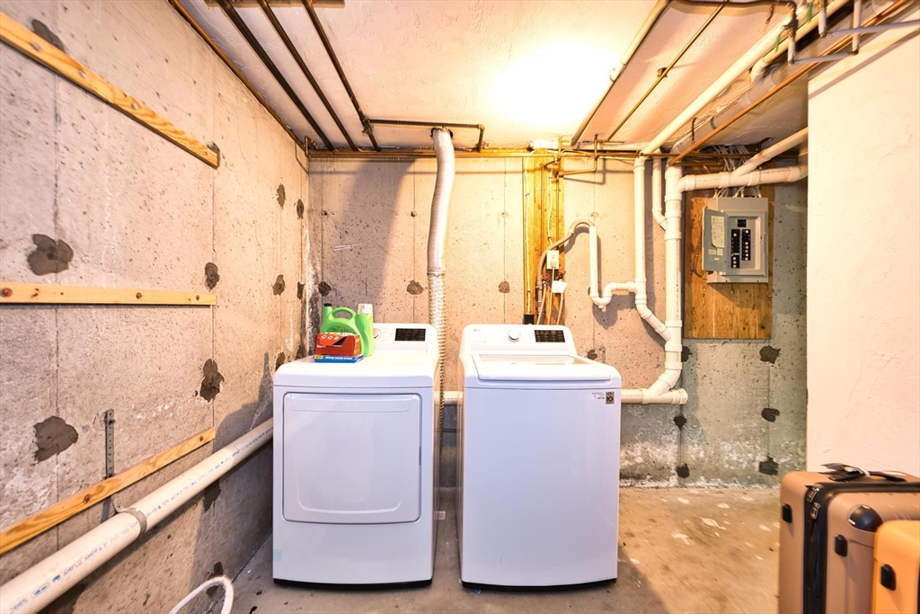 103 Valentine Street, Unit 3 Fall River, MA 02720 - Photo 36 of 41