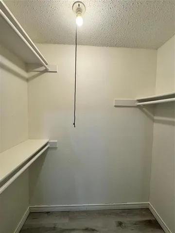 $1,675 | 8511 Westover Court, Unit 216, Granbury, TX 76049