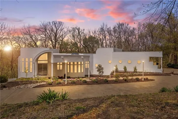 $995,000 | 16370 Northwest 130th Terrace, Platte City, MO 64079