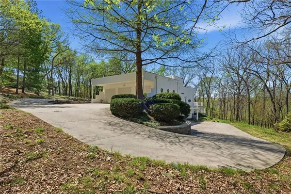 $995,000 | 16370 Northwest 130th Terrace, Platte City, MO 64079