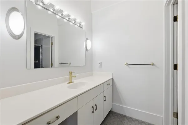 $995,000 | 16370 Northwest 130th Terrace, Platte City, MO 64079