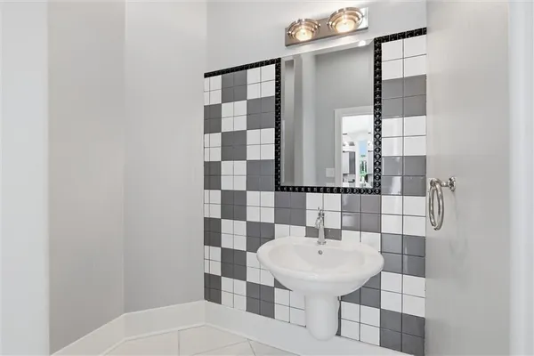 $995,000 | 16370 Northwest 130th Terrace, Platte City, MO 64079