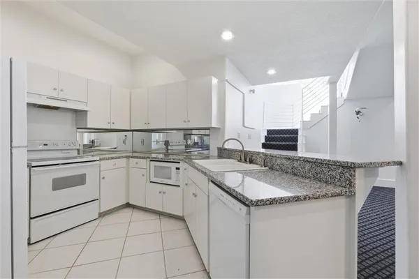 $995,000 | 16370 Northwest 130th Terrace, Platte City, MO 64079