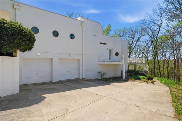 $995,000 | 16370 Northwest 130th Terrace, Platte City, MO 64079