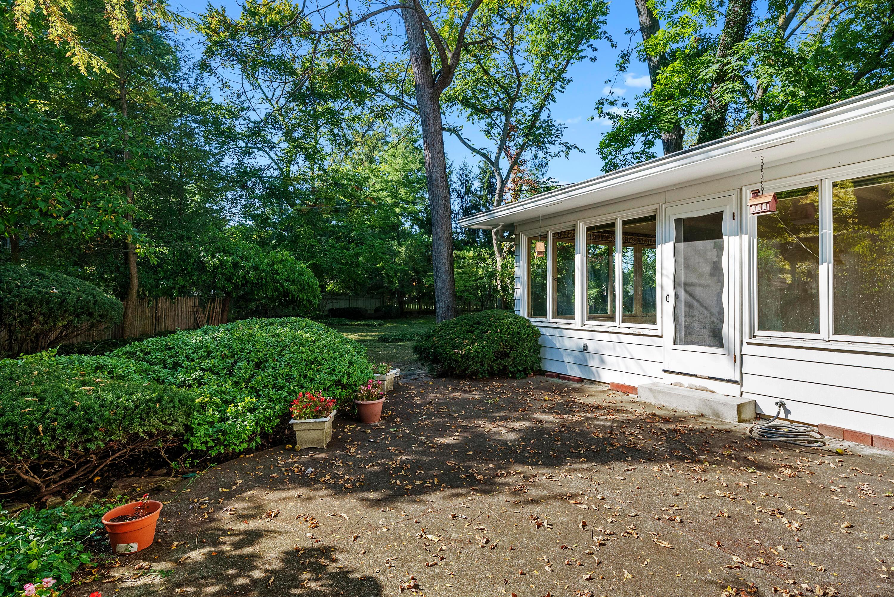 2685 Andover Road Columbus, OH 43221 - Photo 48 of 62 Patio