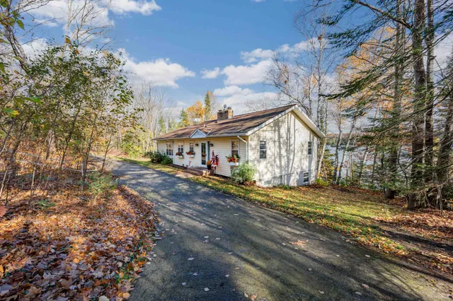 $699,900 | 18412 Sherrys Arm Road, Grand Rapids, MN 55744