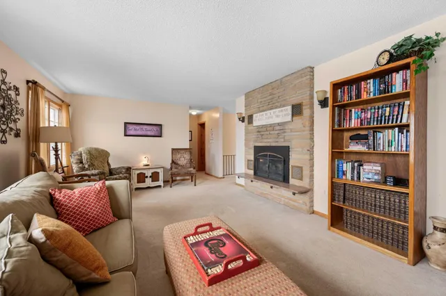 $699,900 | 18412 Sherrys Arm Road, Grand Rapids, MN 55744