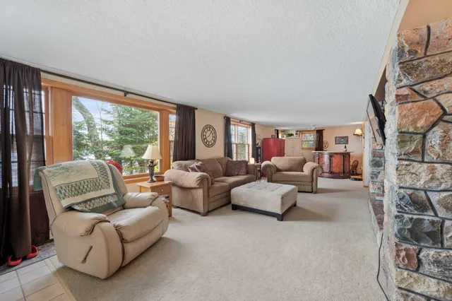 $699,900 | 18412 Sherrys Arm Road, Grand Rapids, MN 55744