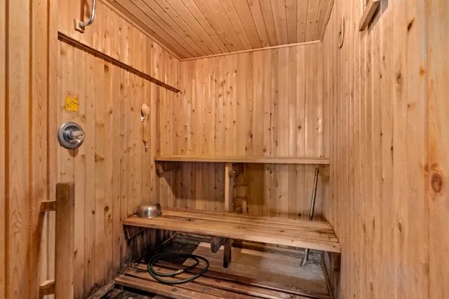 $699,900 | 18412 Sherrys Arm Road, Grand Rapids, MN 55744