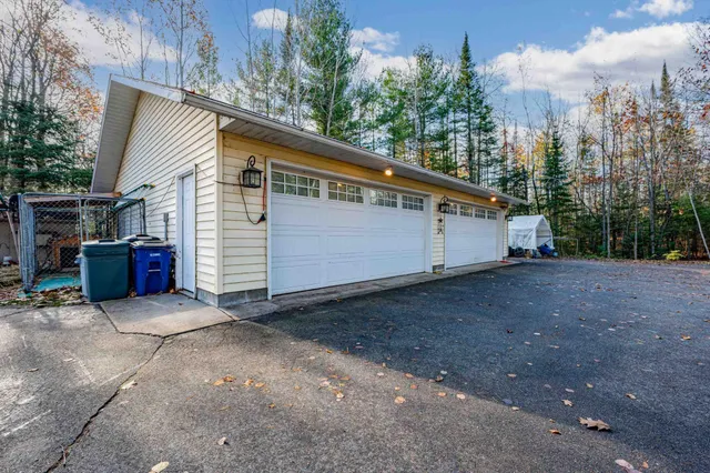 $699,900 | 18412 Sherrys Arm Road, Grand Rapids, MN 55744