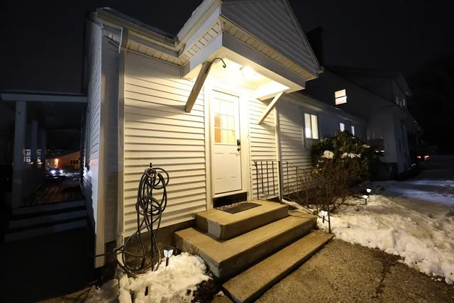 $2,700 | 83 South Main Street, Unit 83, Randolph, MA 02368