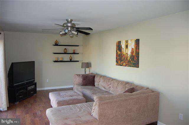 113 Robert Road Harrisburg, PA 17112 - Photo 9 of 18 Gallery Image 9