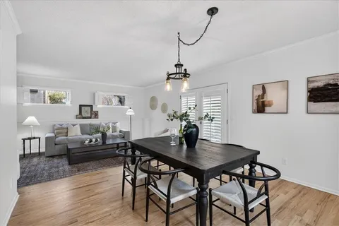 $585,000 | 7407 West 101st Terrace, Overland Park, KS 66212