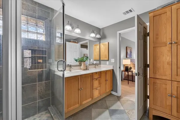 $585,000 | 7407 West 101st Terrace, Overland Park, KS 66212