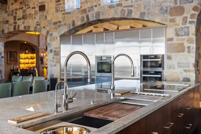 $12,795,000 | 42383 North 111th Place, Scottsdale, AZ 85262