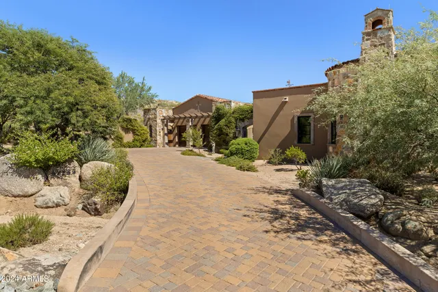 $12,795,000 | 42383 North 111th Place, Scottsdale, AZ 85262