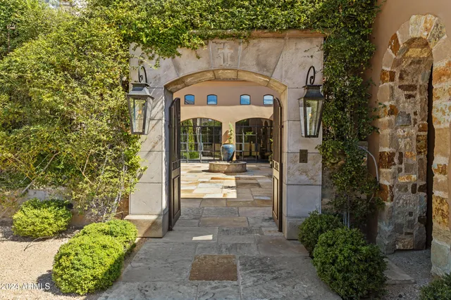 $12,795,000 | 42383 North 111th Place, Scottsdale, AZ 85262