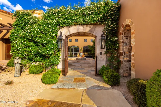 $12,795,000 | 42383 North 111th Place, Scottsdale, AZ 85262