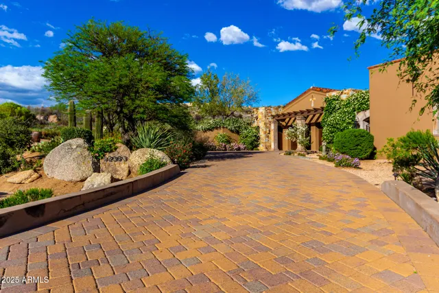 $12,795,000 | 42383 North 111th Place, Scottsdale, AZ 85262