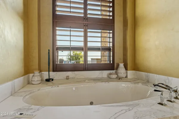 $12,795,000 | 42383 North 111th Place, Scottsdale, AZ 85262