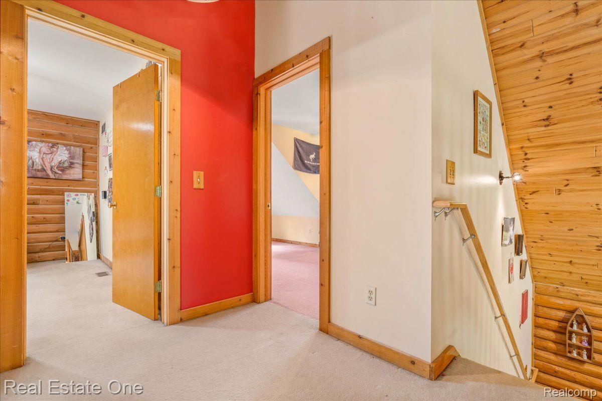 7596 Fisher Road Howell, MI 48855 - Photo 22 of 41 Upper Level