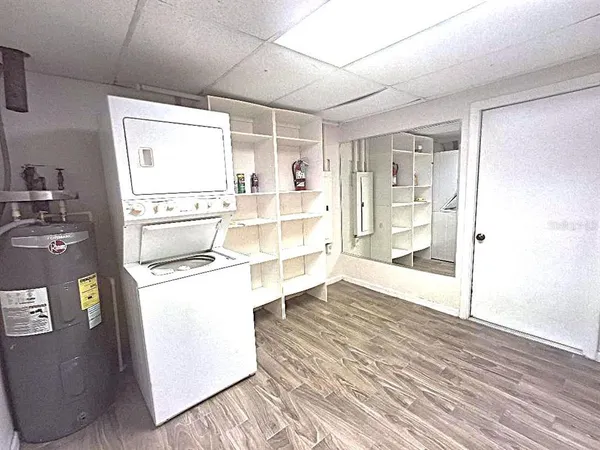 $1,850 | 2812 Dovewood Street, Clearwater, FL 33759