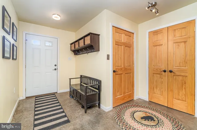 $779,900 | 99 Fogelsanger Road, Shippensburg, PA 17257